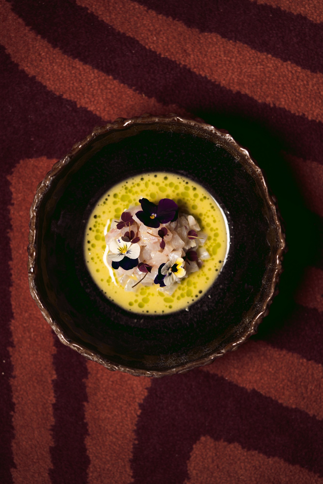 Tartare de poisson aux fleurs